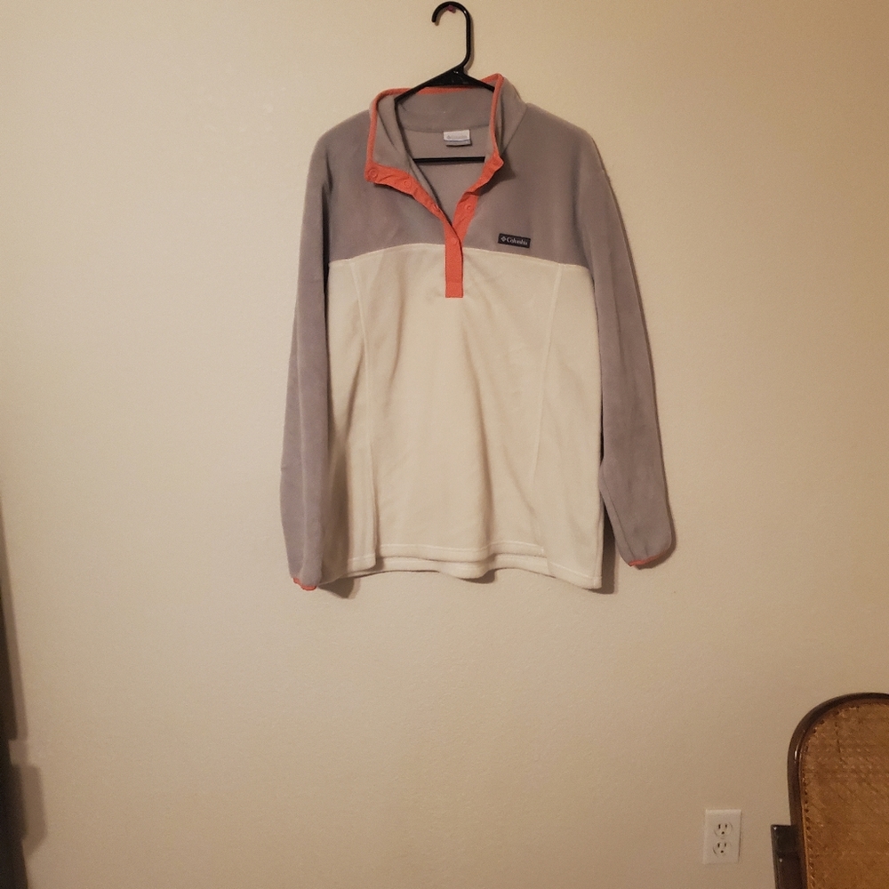 Columbia pullover